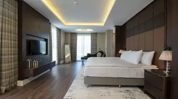 AZURA WORLD HOTEL