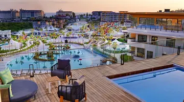 AZURA WORLD HOTEL