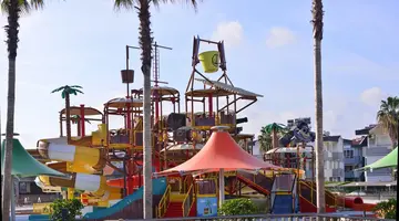 AZURA WORLD HOTEL