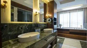 AZURA WORLD HOTEL