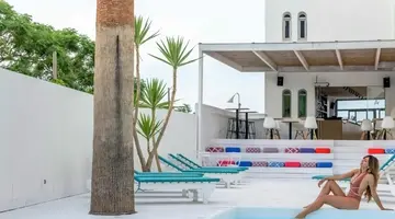 Azure Mare Hotel (Adults Only 16+)