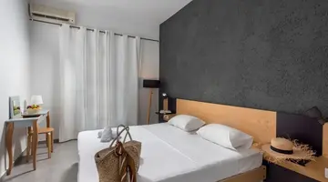 Azure Mare Hotel