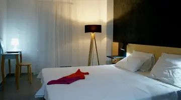 Azure Mare Hotel