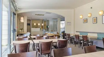 B&B HOTEL Antibes Juan-les-Pins