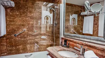 B bou Hotel La Vinuela Spa