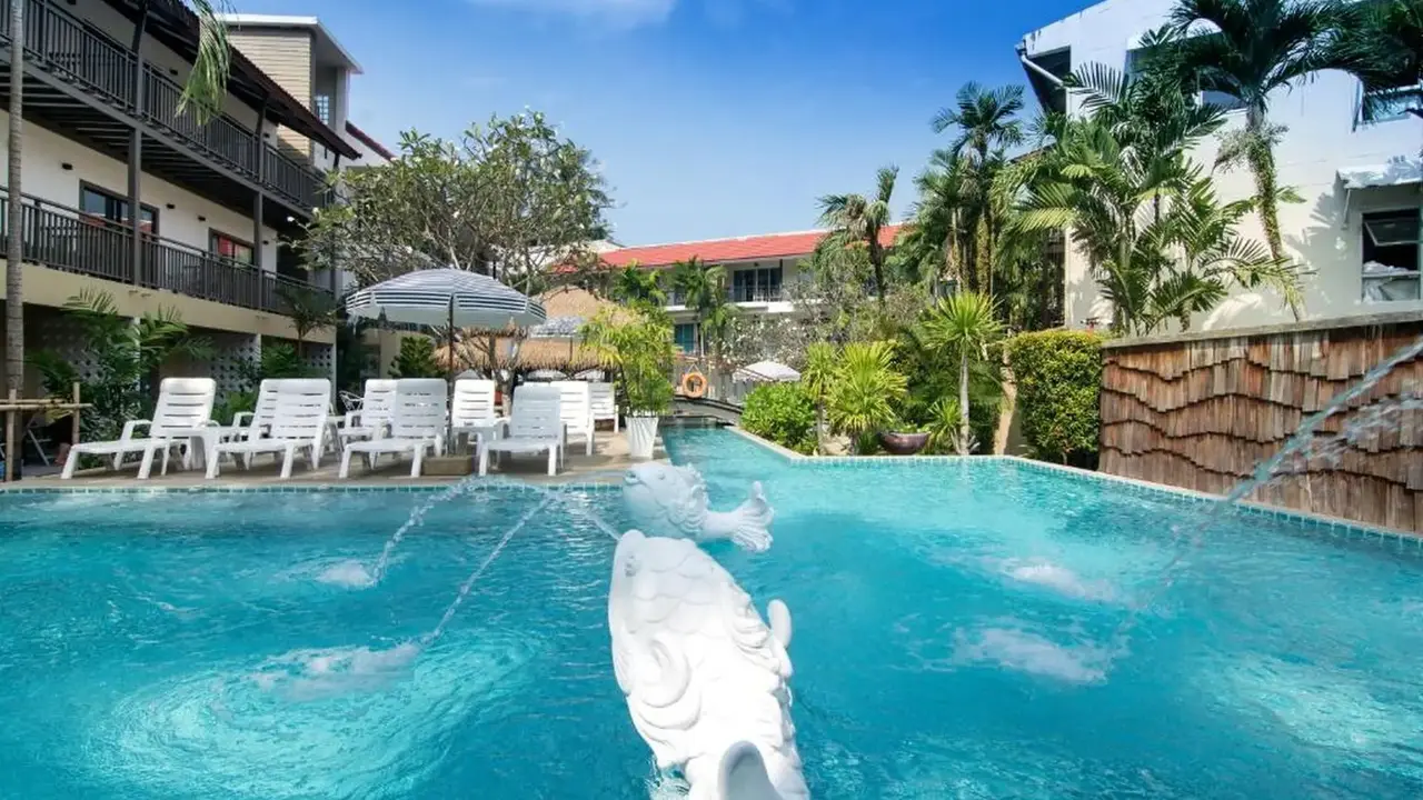 Baan Karon Resort