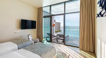 Bab Al Nojoum Hudayriyat Villas