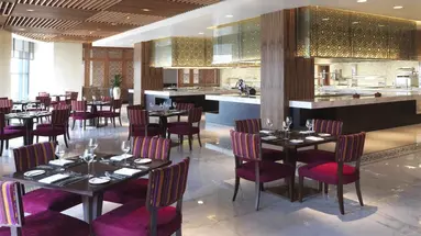 Bab Al Qasr Hotel & Residences
