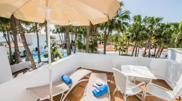 BAHIA CALMA BEACH