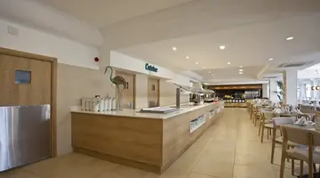 Bahia de Alcudia Hotel &amp Spa