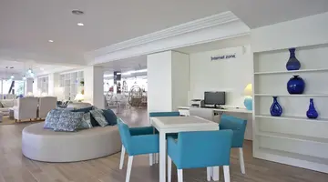 Bahia de Alcudia Hotel & Spa
