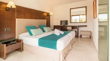 Bahia de Alcudia Hotel & Spa