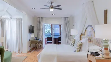 Bahia Del Duque Resort
