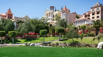 Bahia Del Duque Resort