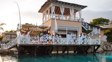 BAHIA DEL DUQUE