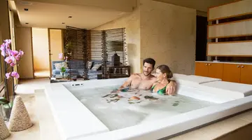 BAHIA DEL DUQUE