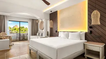 Bahia Principe Escape Tequila