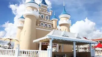 BAHIA PRINCIPE EXPLORE LEGEND (EX. BAHIA PRINCIPE FANTASIA, PUNTA CANA REPUBLICA DOMINICANA)