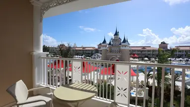 BAHIA PRINCIPE EXPLORE LEGEND (EX. BAHIA PRINCIPE FANTASIA, PUNTA CANA REPUBLICA DOMINICANA)