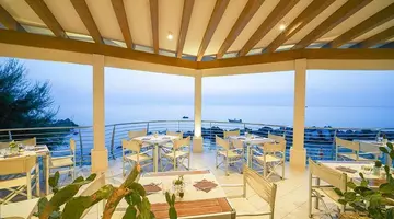 BAIA DEL GODANO RESORT