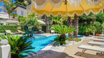 BAIA DEL GODANO RESORT