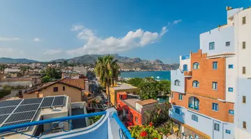 Baia Sporting & Villa Athena