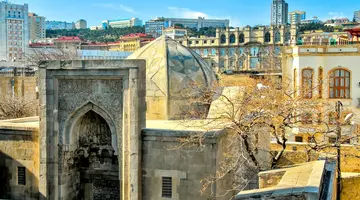 Baku - Mit szklanych domów