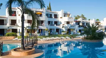 Balaia Golf Village - ...