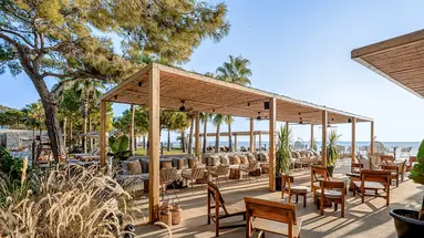 Balmy Beach Resort