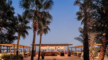 Balmy Beach Resort