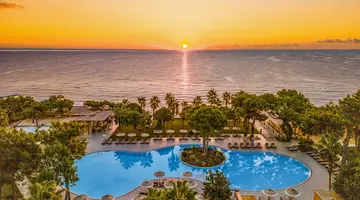 Balmy Beach Resort