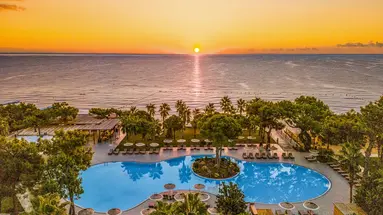 Balmy Beach Resort