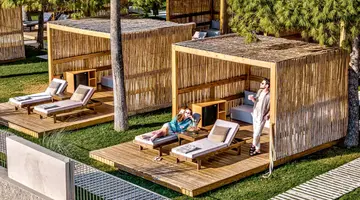 Balmy Beach Resort