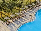 Balmy Beach Resort