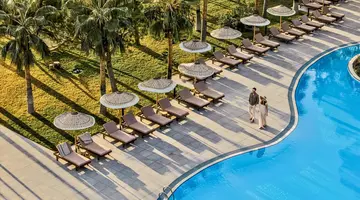 Balmy Beach Resort