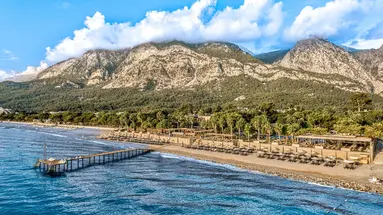 Balmy Beach Resort