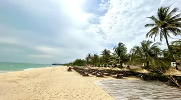 BAMBOO VILLAGE BEACH RESORT & SPA