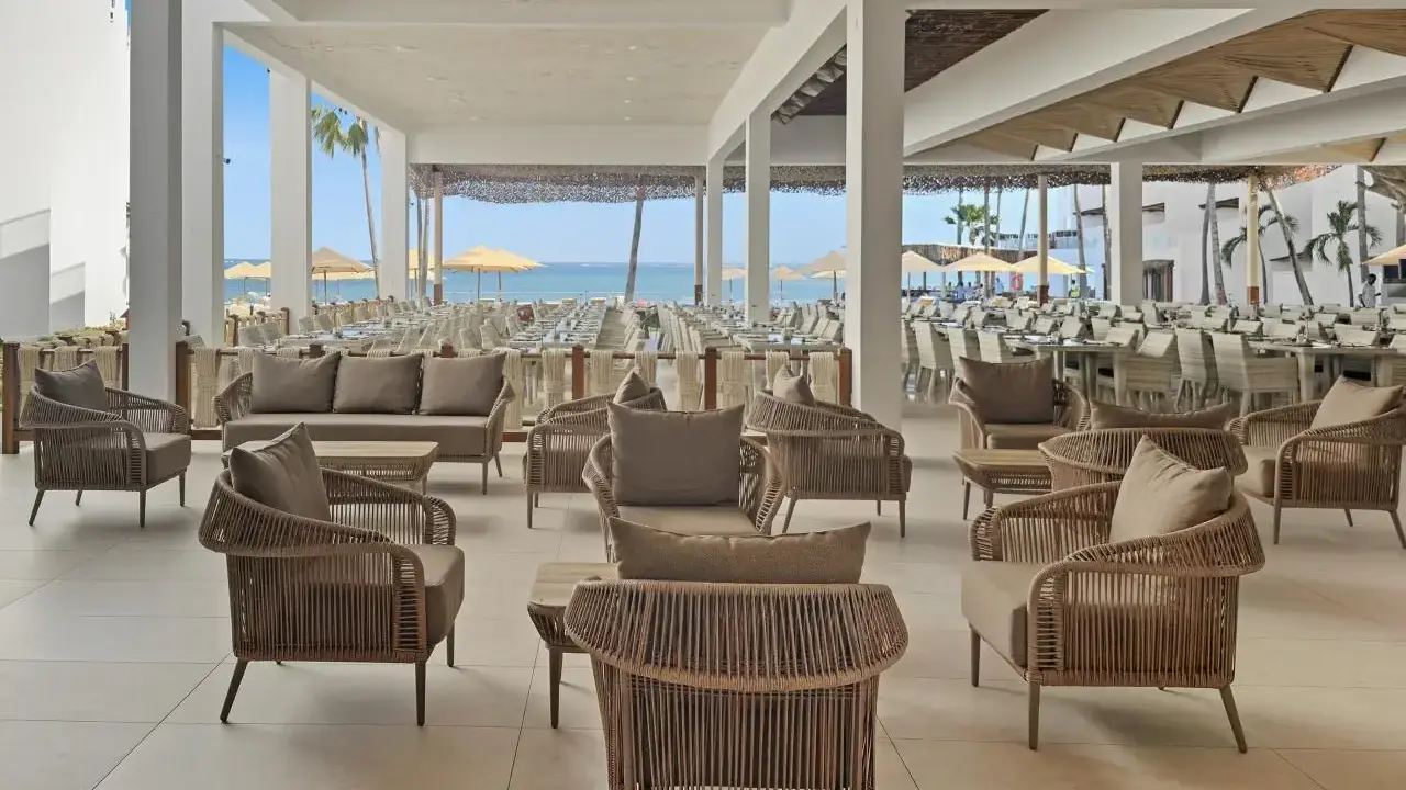 Bamburi Beach Hotel*****