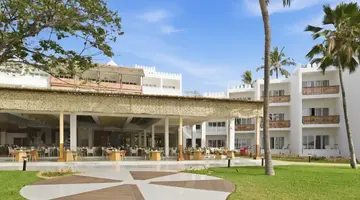 Bamburi Beach Hotel*****