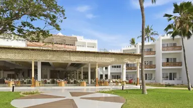 Bamburi Beach Hotel*****
