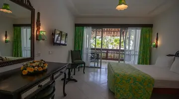 BAMBURI BEACH HOTEL