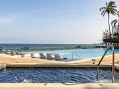 Bamburi Beach Hotel*****
