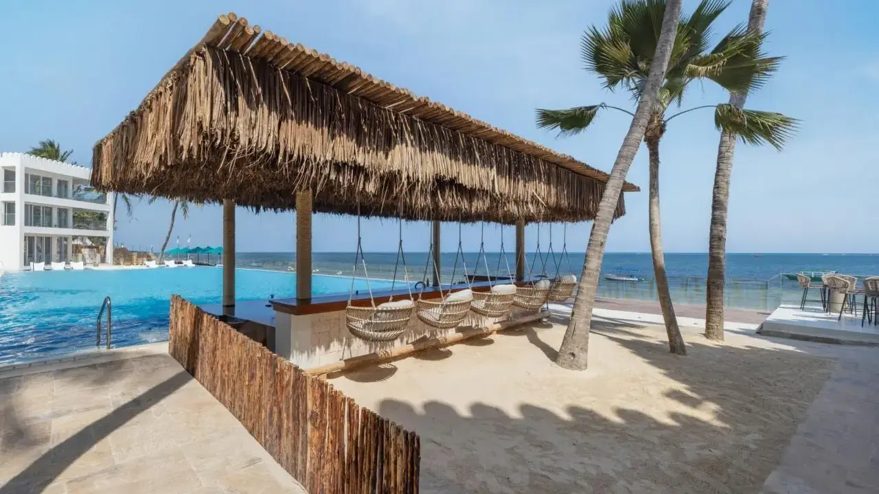 Bamburi Beach Hotel*****