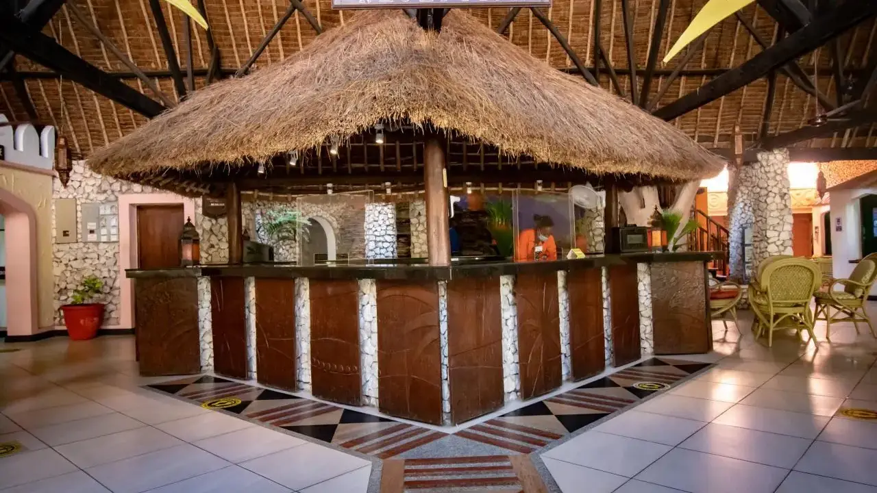 BAMBURI BEACH HOTEL