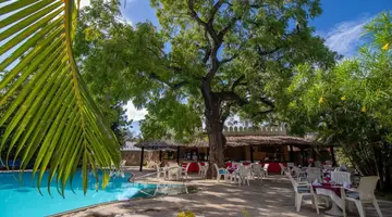 BAMBURI BEACH HOTEL