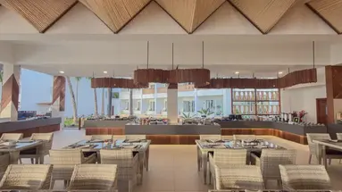 Bamburi Beach Hotel*****