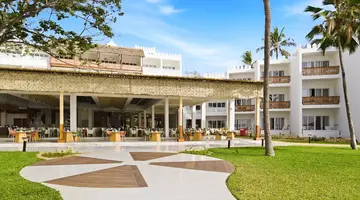 Bamburi Beach