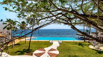Bamburi Beach