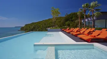 Bandara Phuket Beach Resort