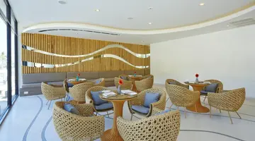 Bandara Phuket Beach Resort